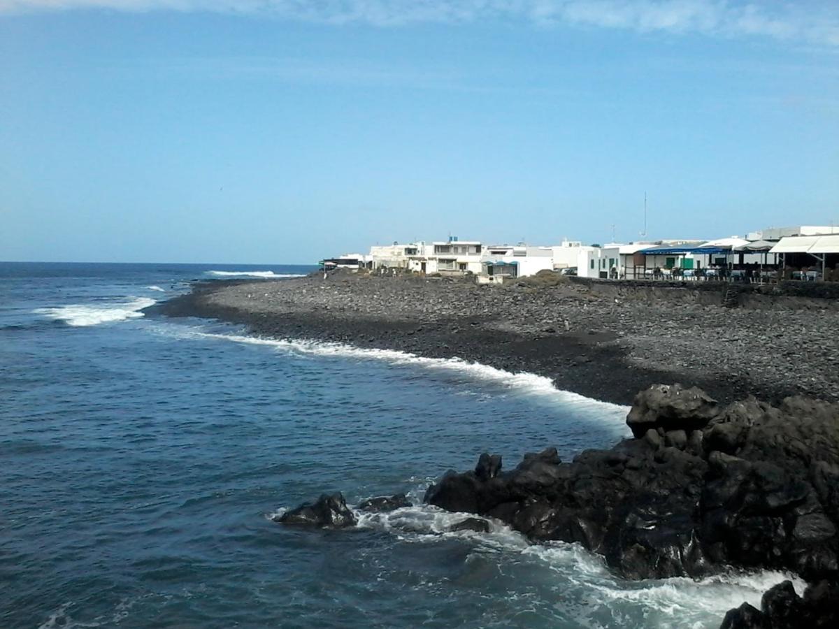 Villa Cozy House In El Golfo + Terrace Extérieur photo