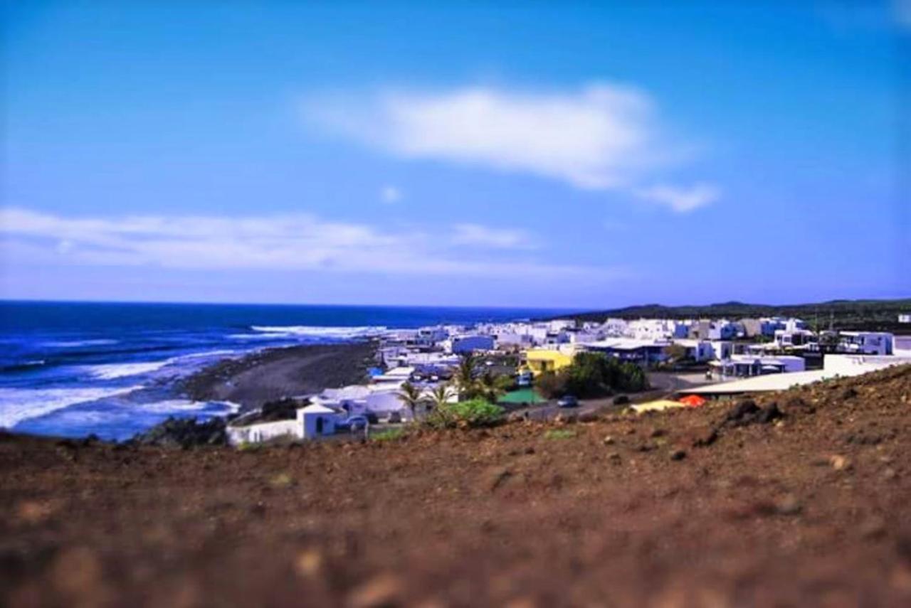 Villa Cozy House In El Golfo + Terrace Extérieur photo