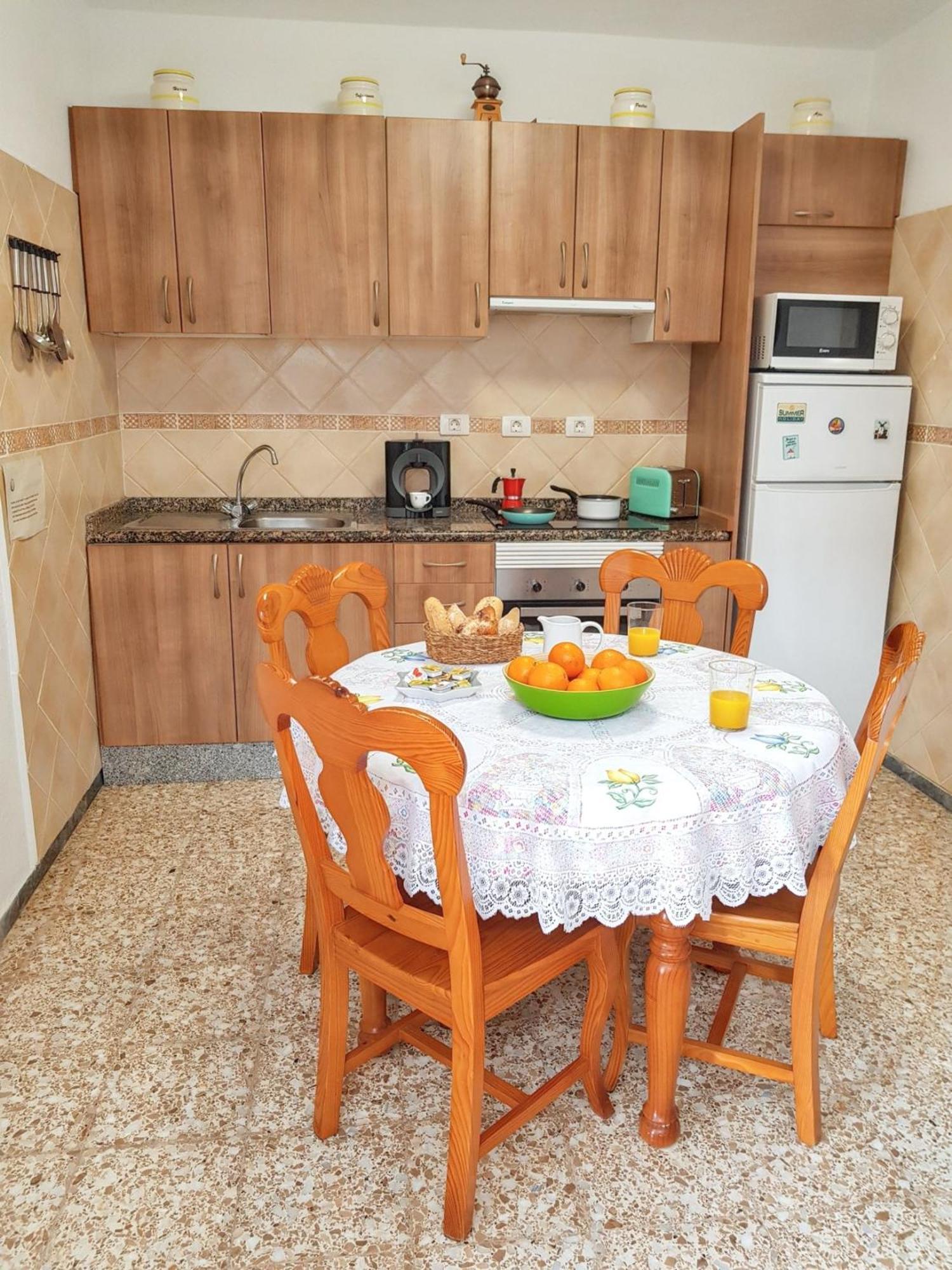 Villa Cozy House In El Golfo + Terrace Extérieur photo